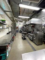 Harper Kitchen (D13), Factory #618129631